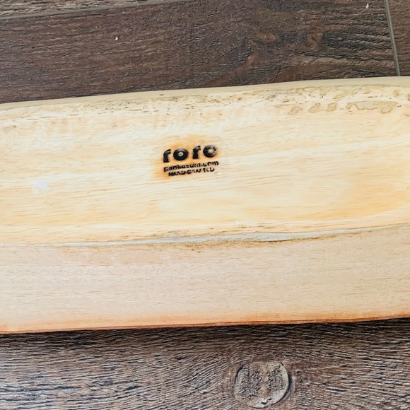 Roro handcrafted wooden bowl - Picture 9 of 12